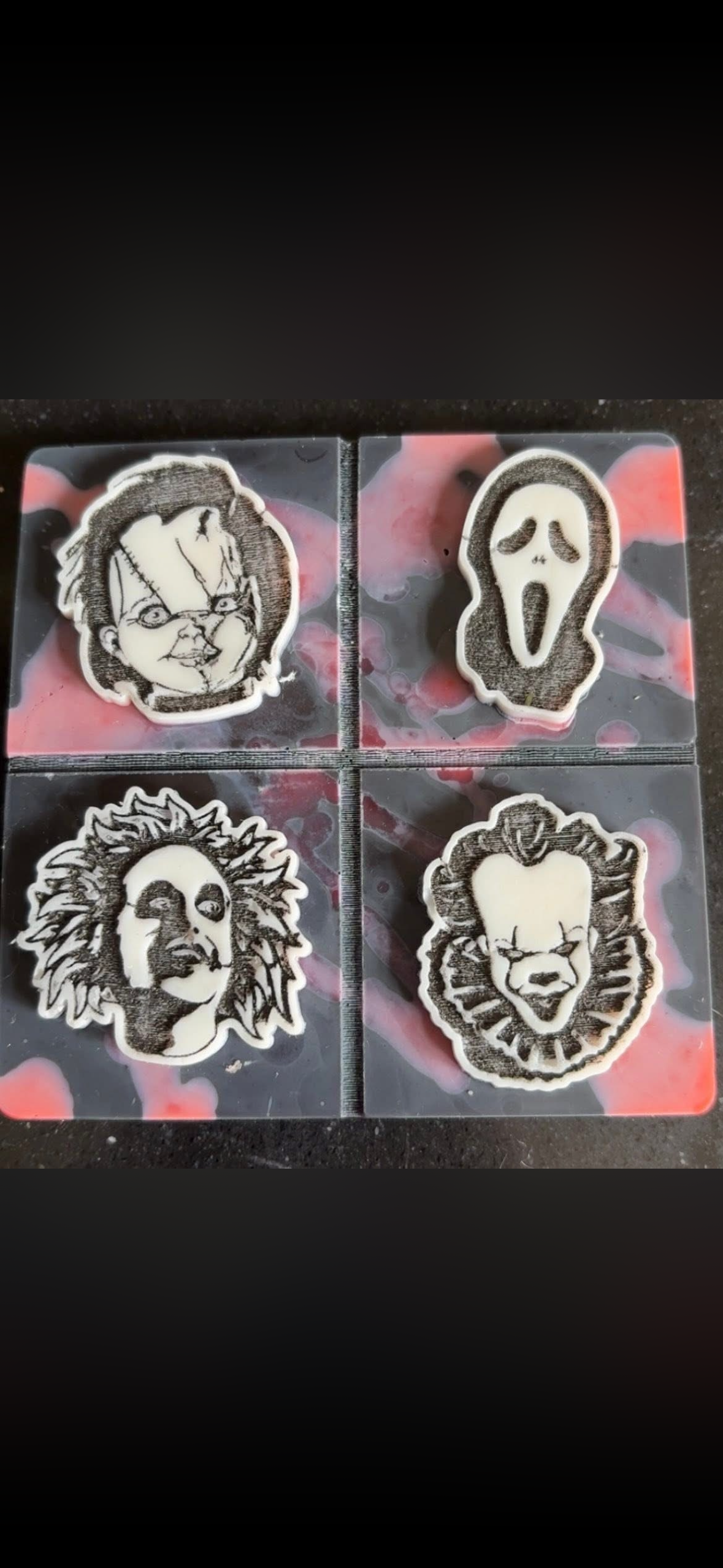Movie faves wax snap square