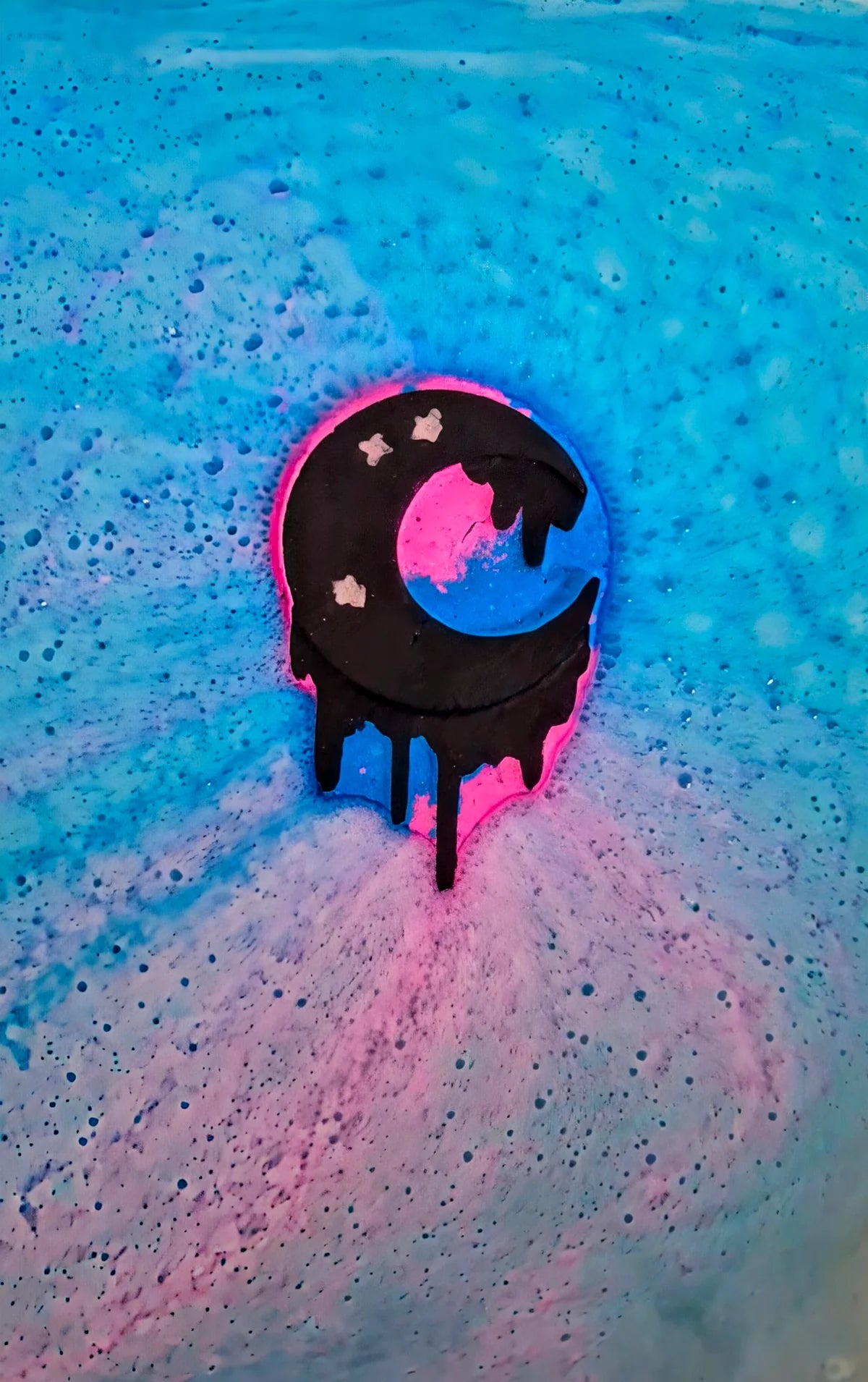 Moon Drip Bath Bomb